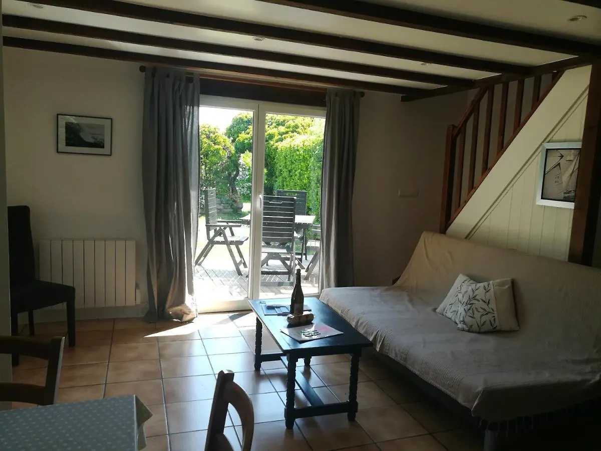 Casa vacanze Villa 4. Ty Gevred A 500M De L'Ocean Saint-Jean-Trolimon
